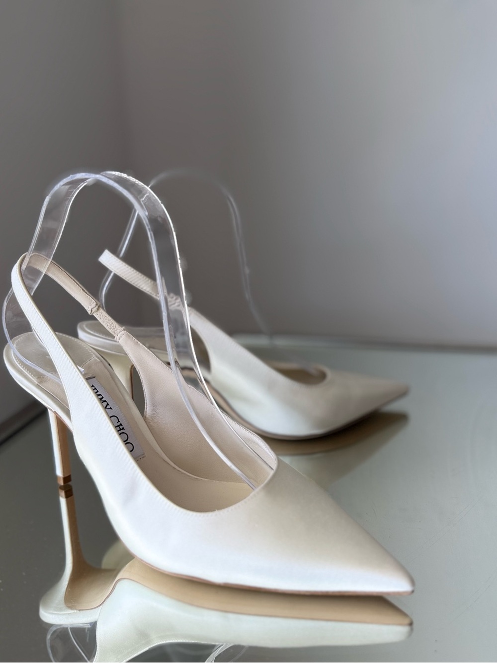 Jimmy Choo Love 85 satin slingback pumps
$850 37.5 - Picture 6 of 13